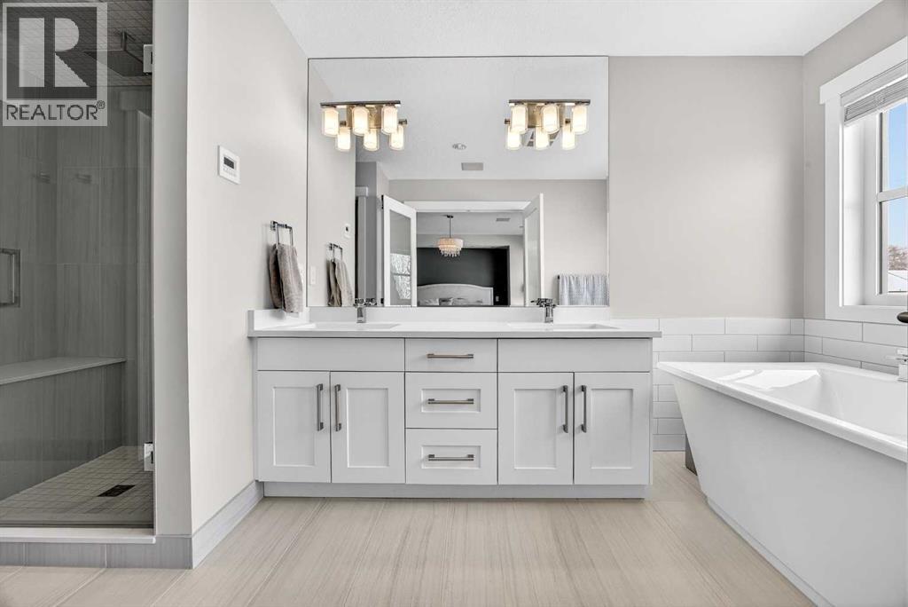 Single Family House for Sale in   Avenue NW Capitol Hill Calgary 