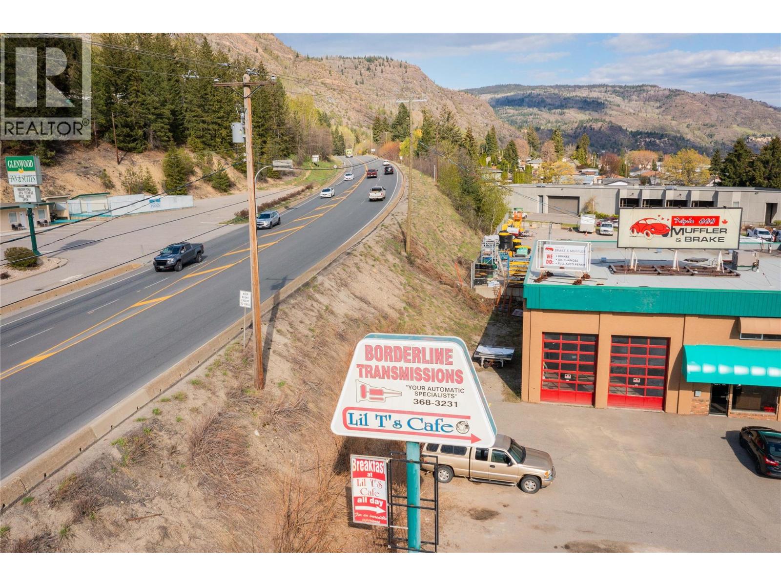 2929 Highway Drive, Trail