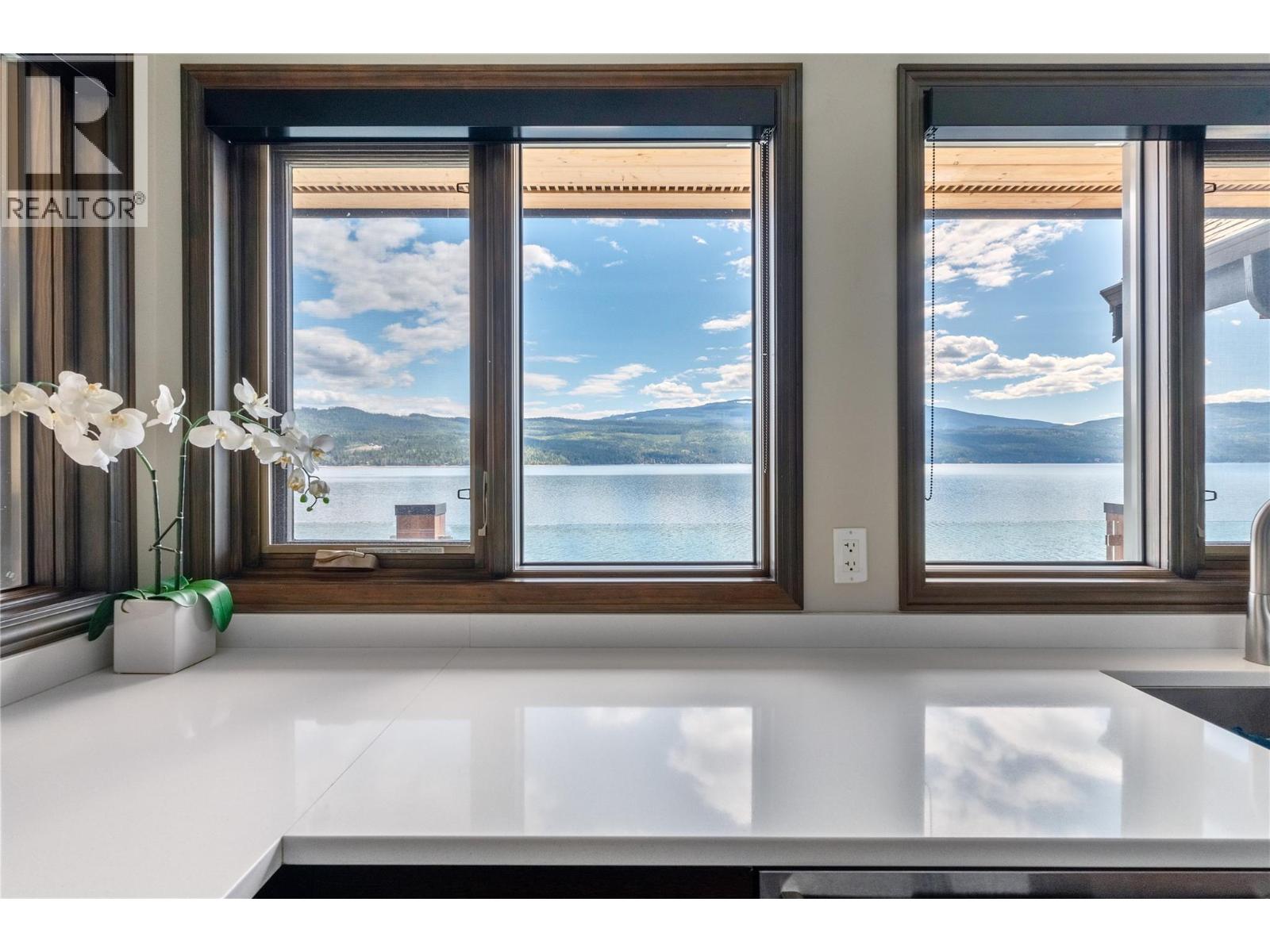 8200 Squilax Anglemont Road Unit# 7, Anglemont