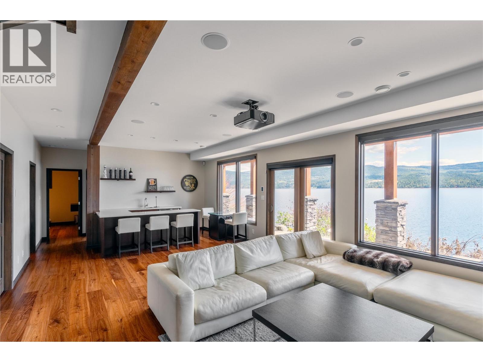 8200 Squilax Anglemont Road Unit# 7, Anglemont