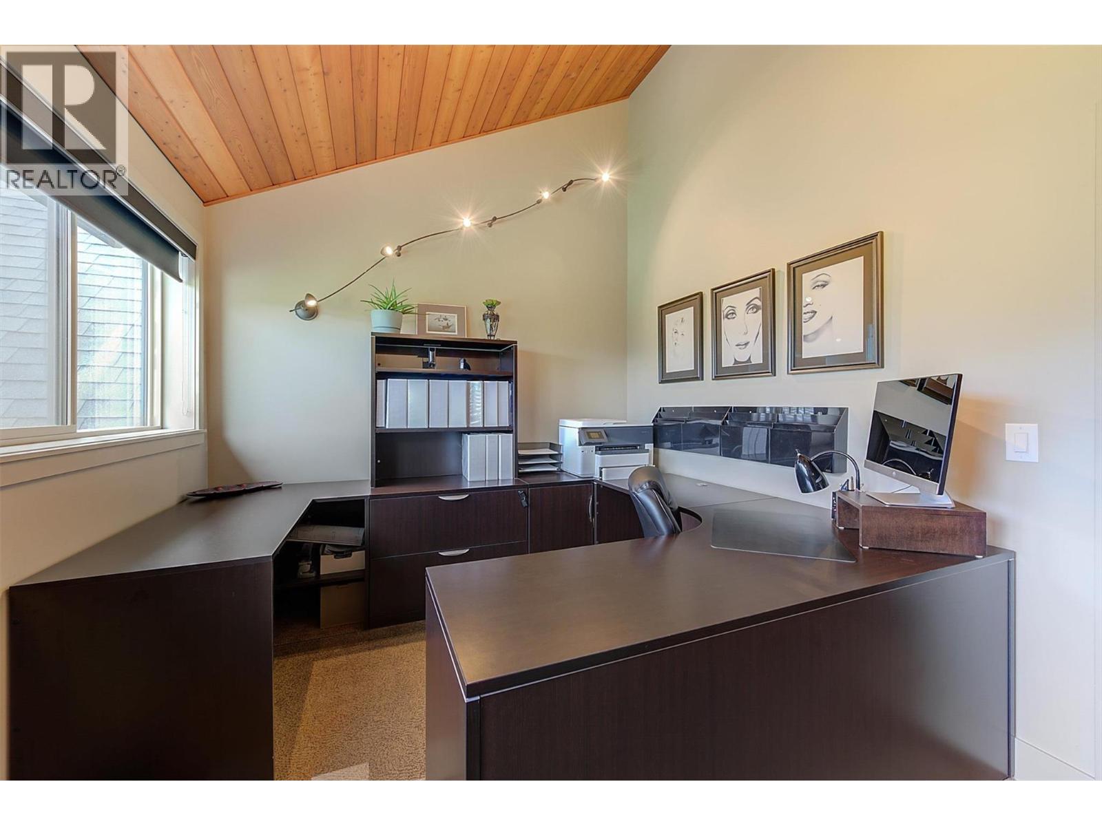 4495 Maxwell Road, Peachland