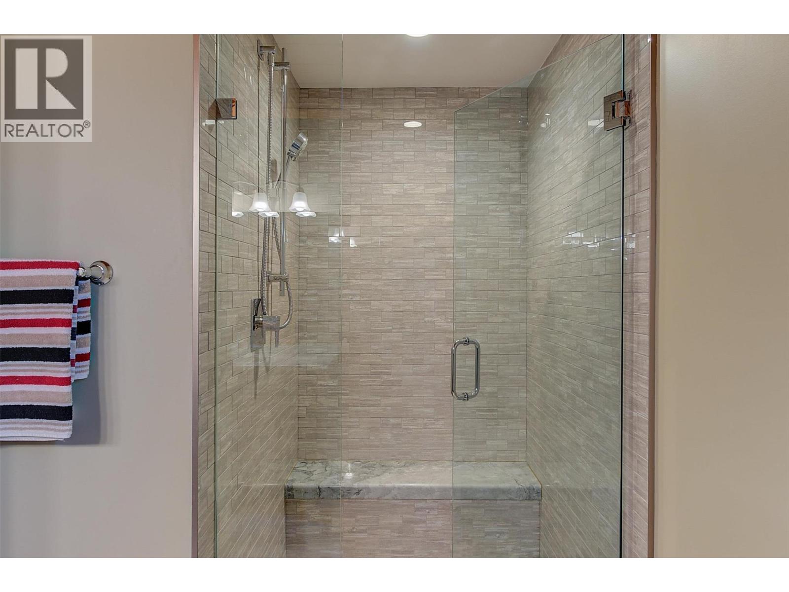 4495 Maxwell Road, Peachland