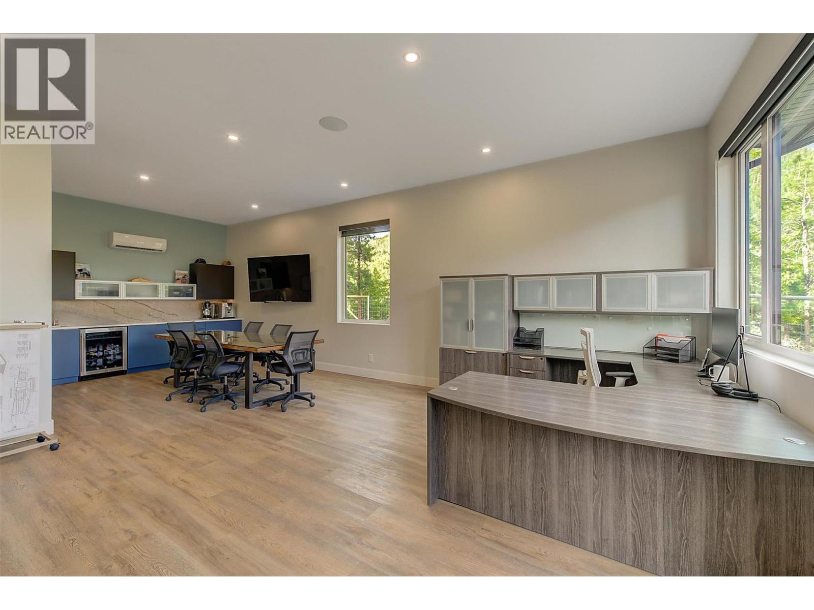 4495 Maxwell Road, Peachland