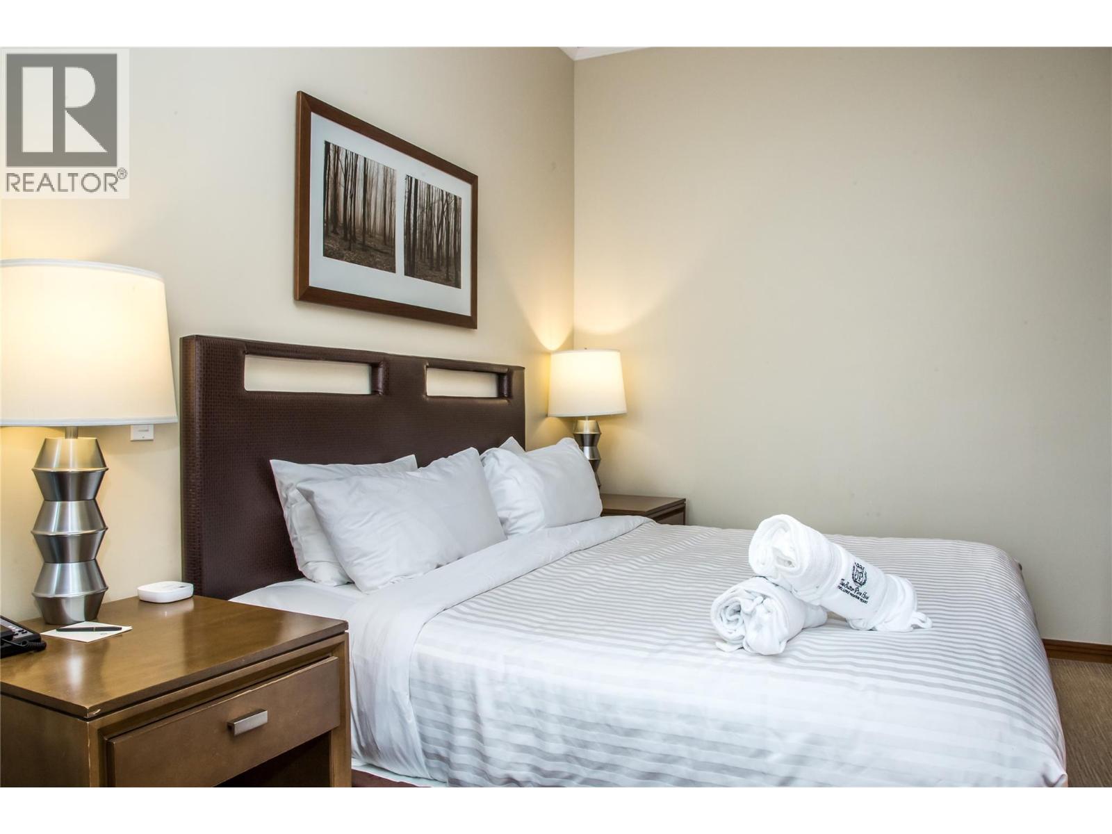 2950 Camozzi Road Unit# 1212, Revelstoke