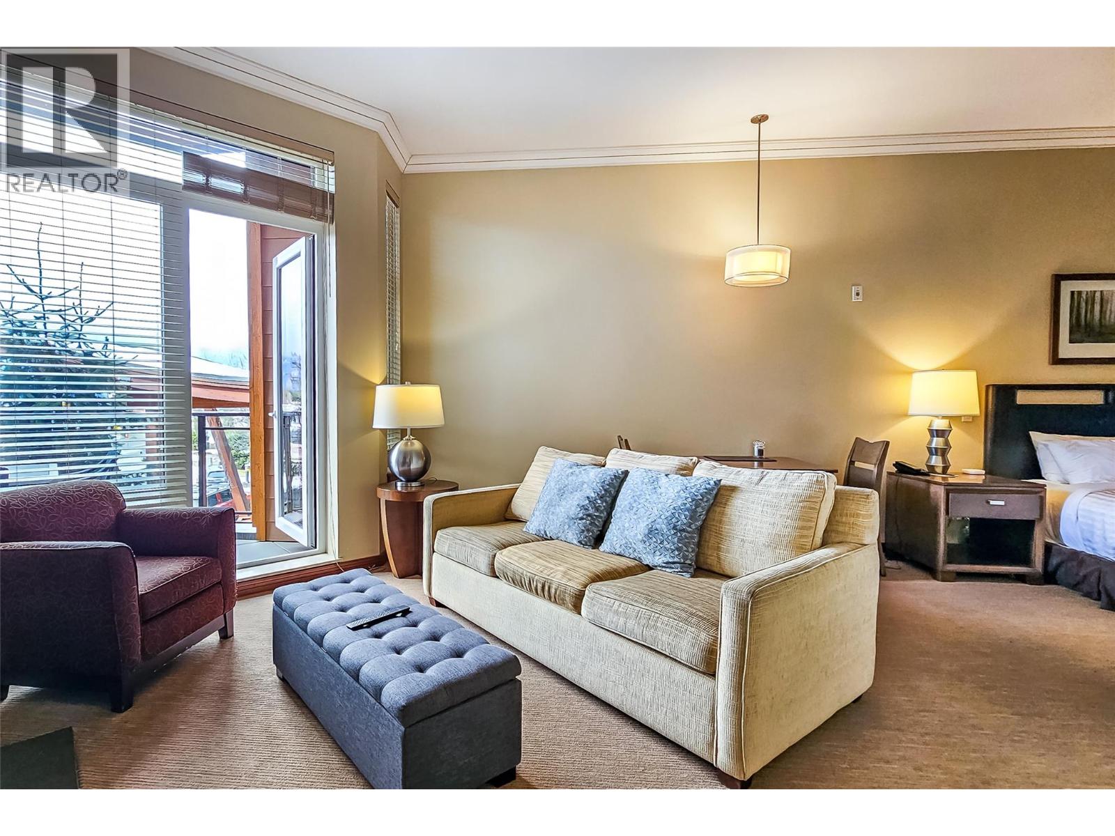 2950 Camozzi Road Unit# 1212, Revelstoke