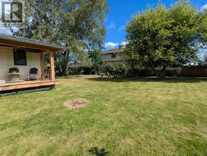 3891 BROADWAY Avenue, Smithers