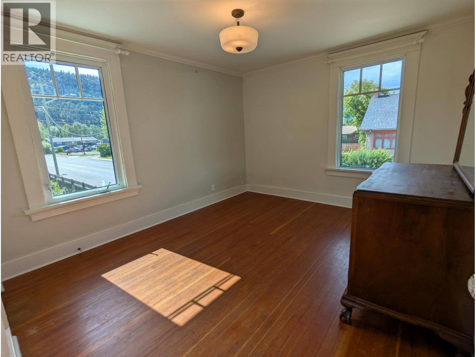 3891 BROADWAY Avenue, Smithers