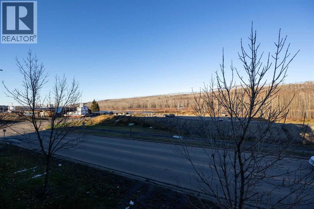 10217 Queen Street, Fort McMurray