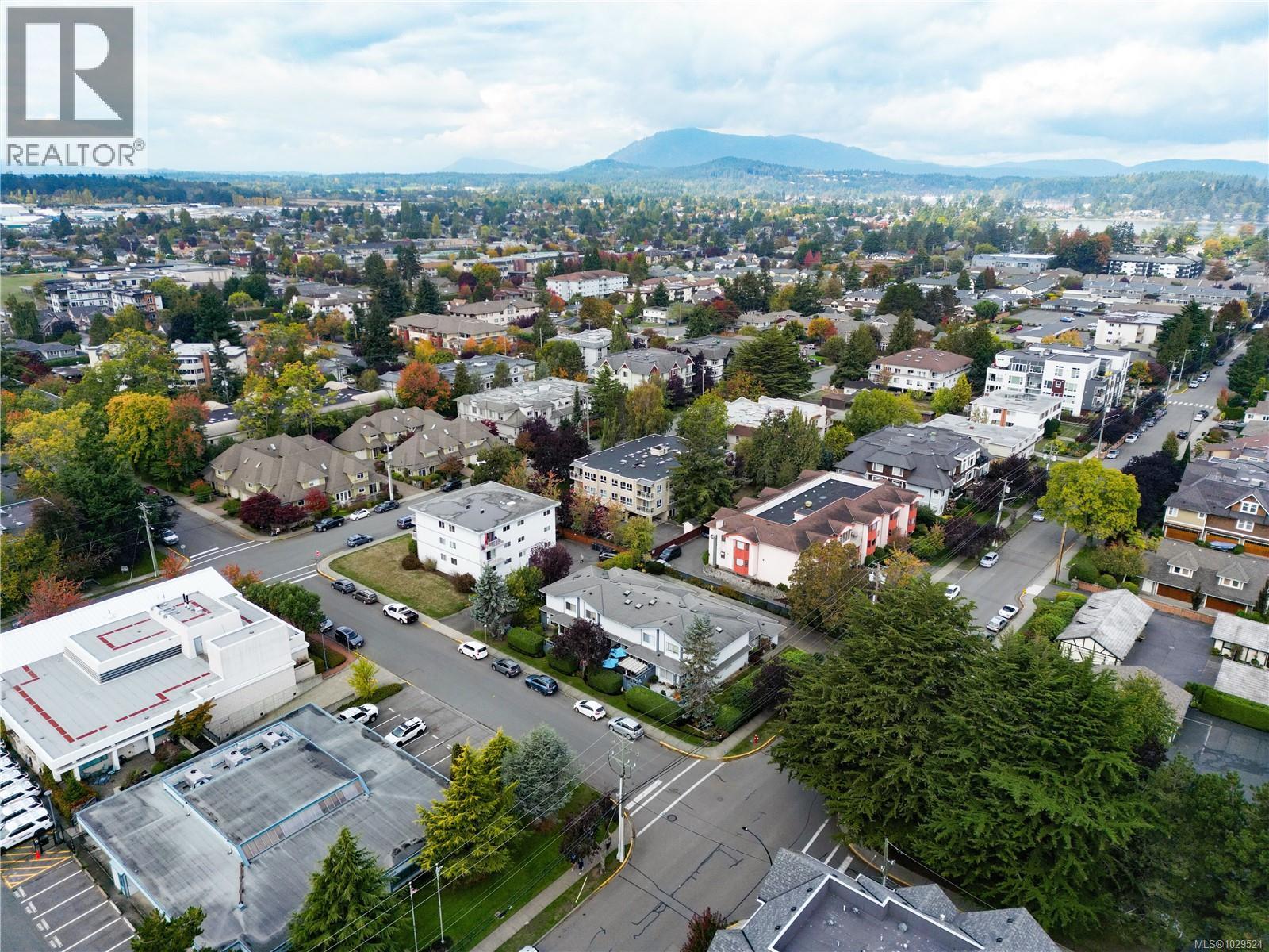 206 9919 Fourth Street, Sidney