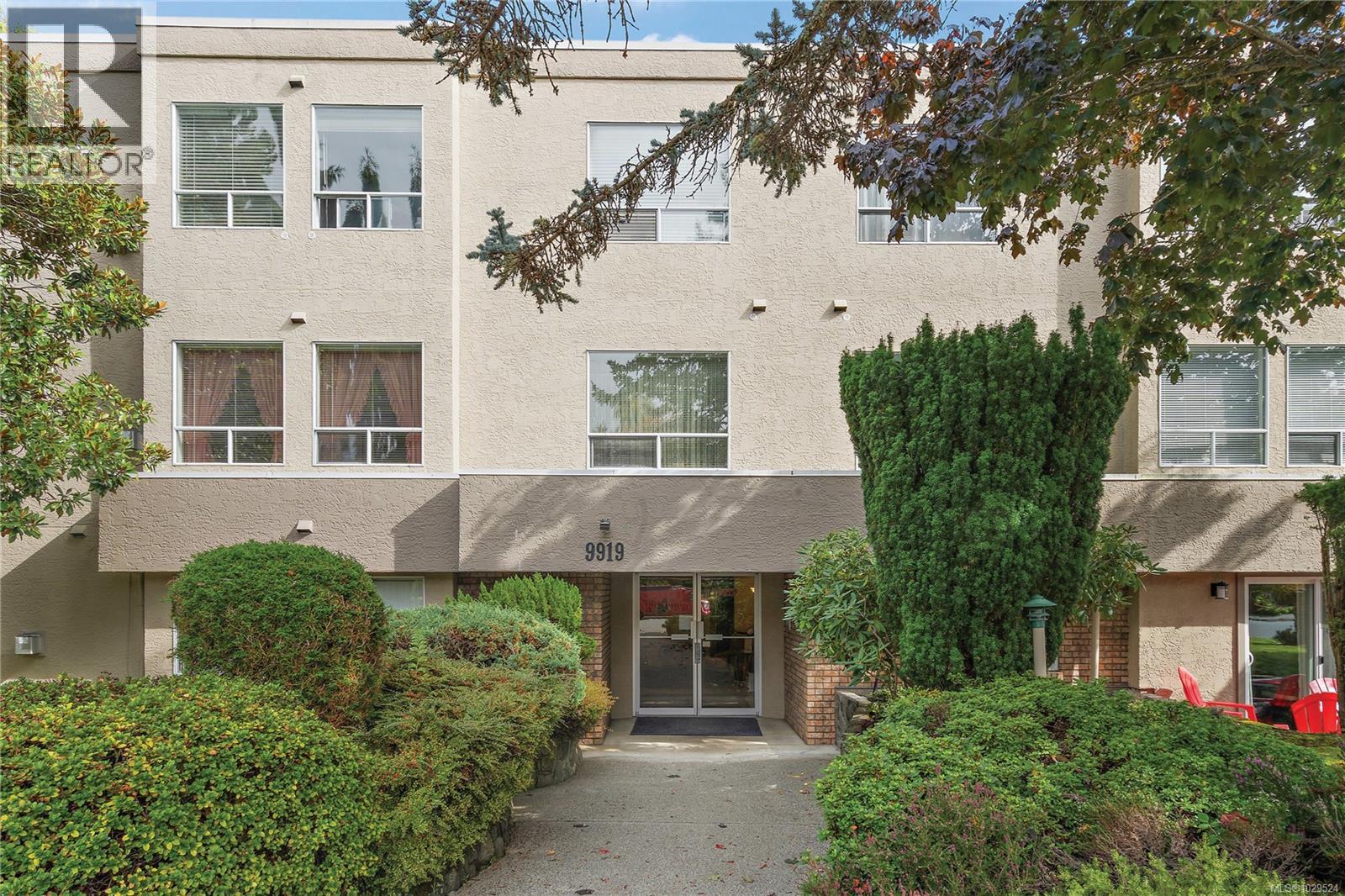 206 9919 Fourth Street, Sidney