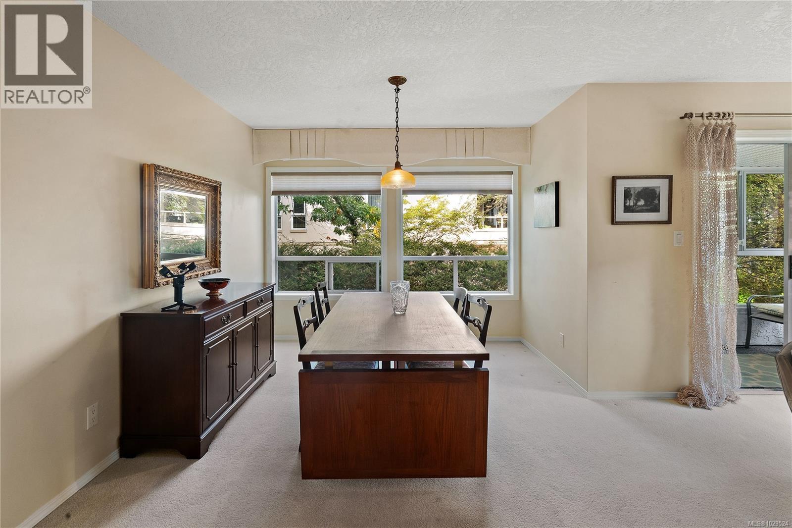 206 9919 Fourth Street, Sidney