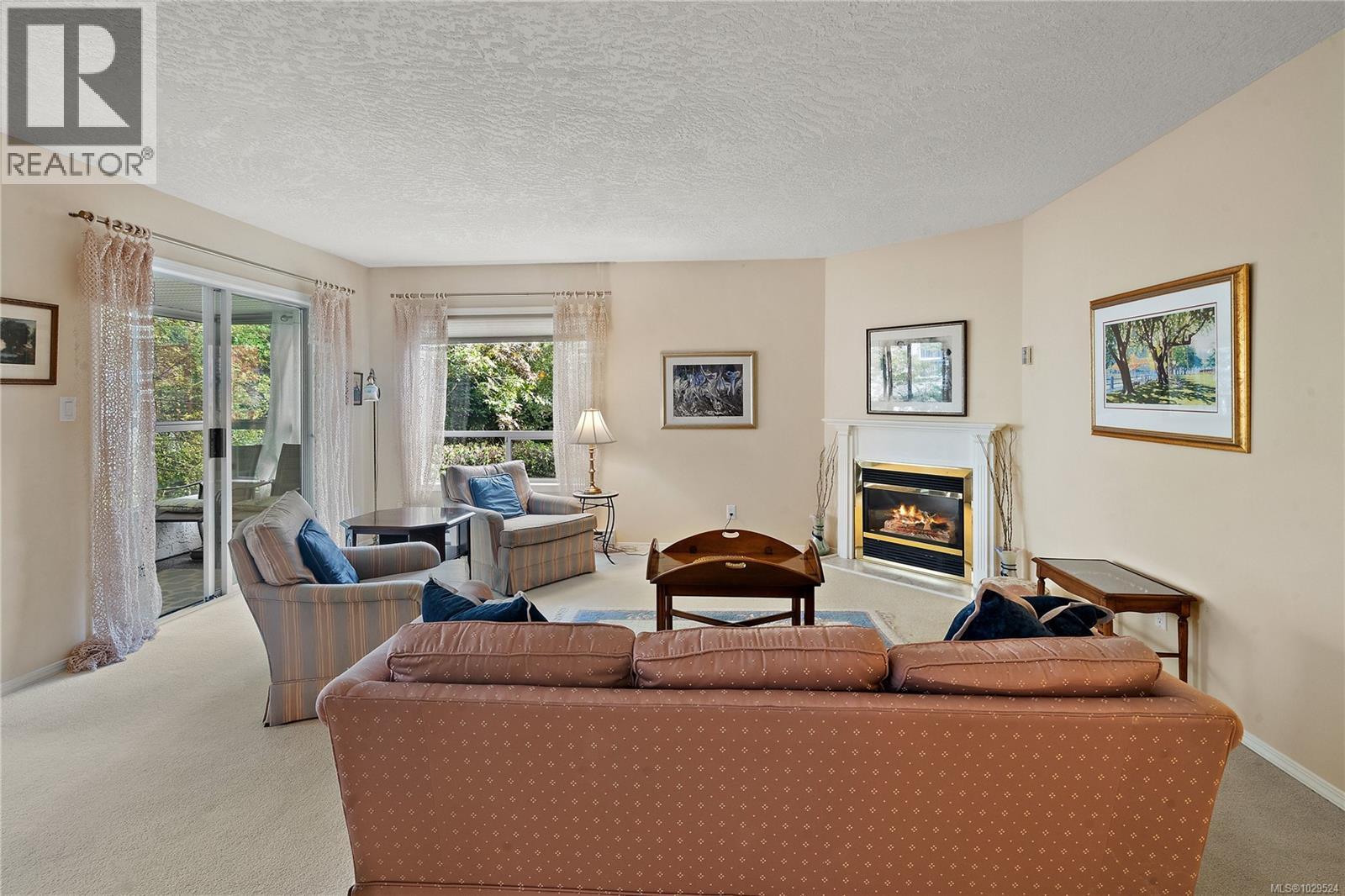 206 9919 Fourth Street, Sidney