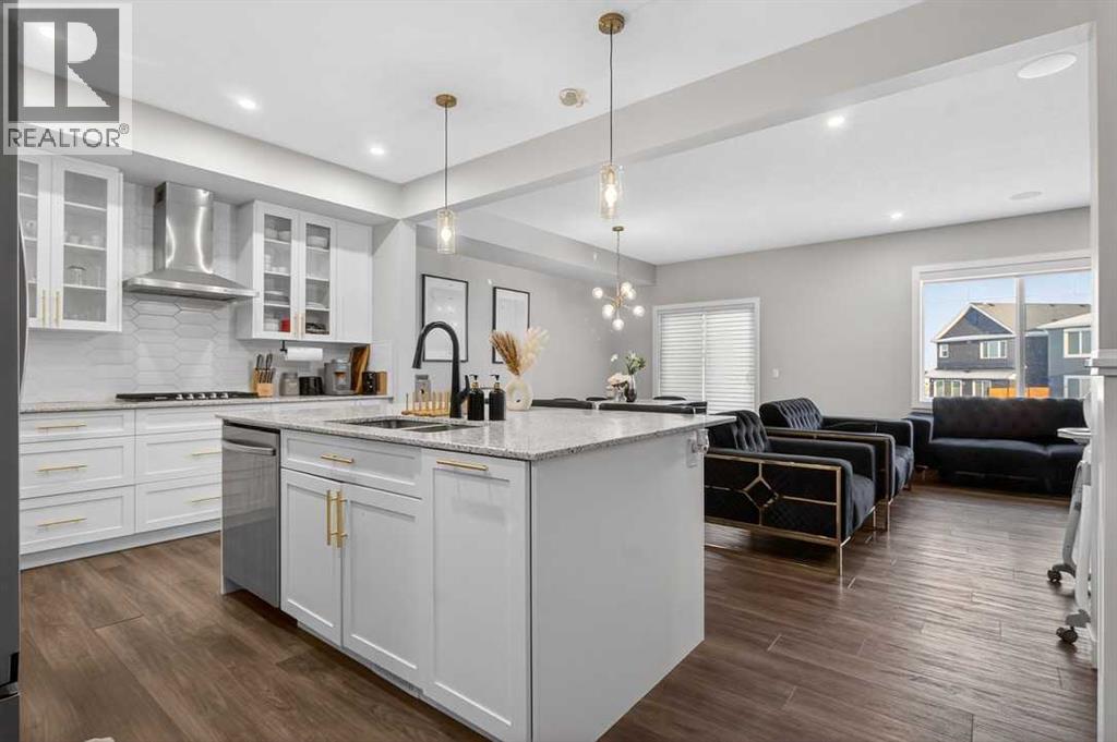 66 Belmont Manor SW, Calgary, Alberta