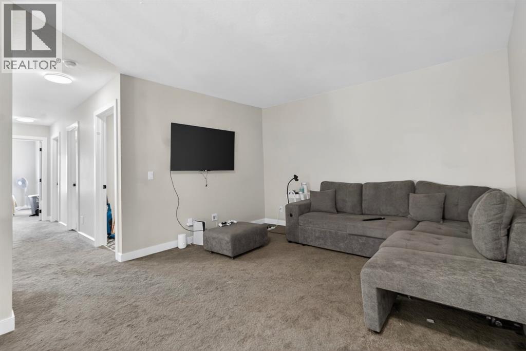 Single Family House for Sale in  Belmont Manor SW Belmont Calgary 