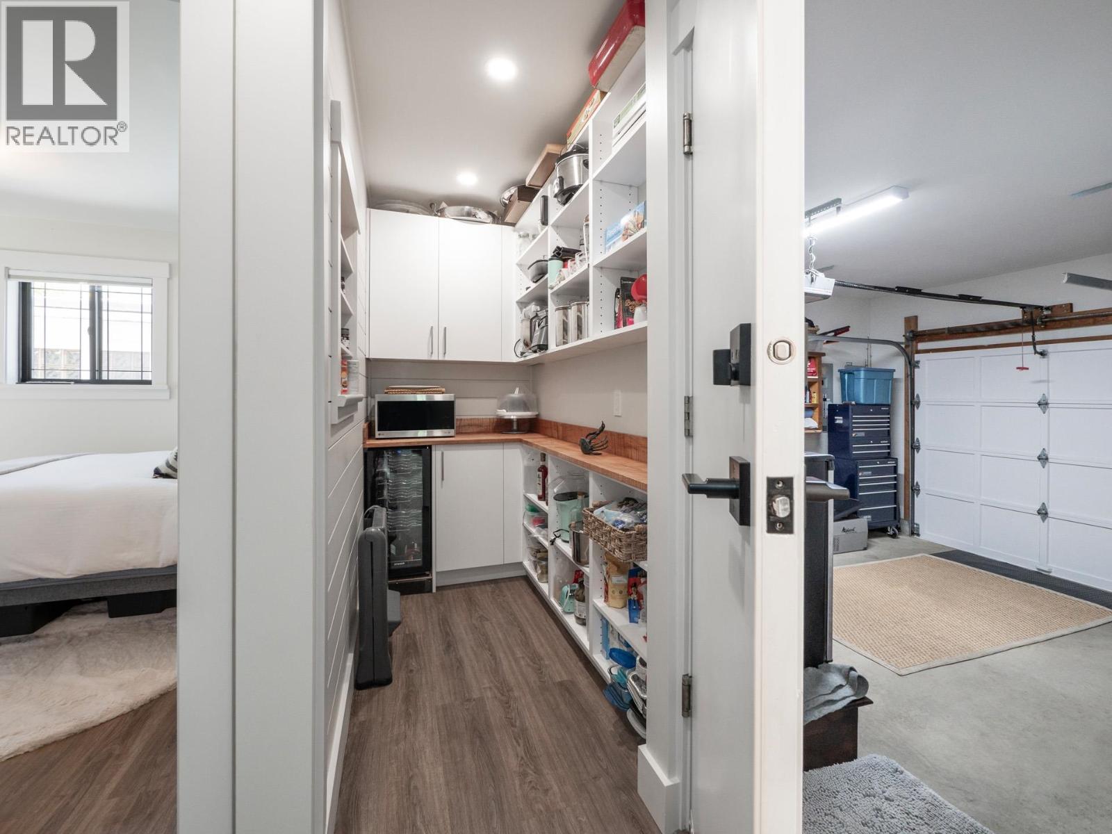 655 DOUGALL ROAD, Gibsons