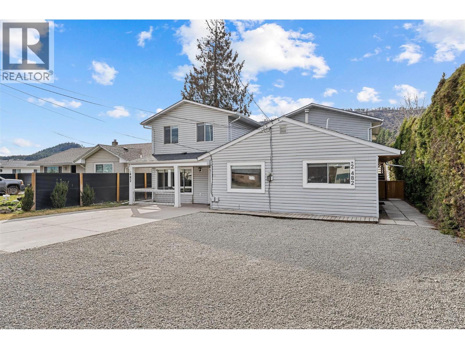  482 Snowsell Street North, Kelowna