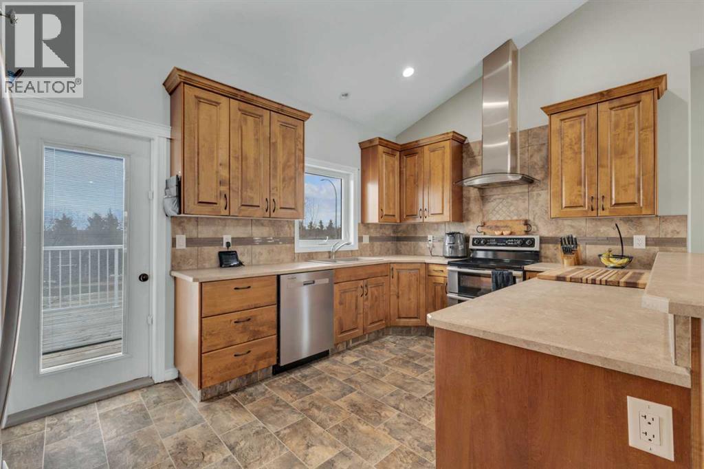 29 Emily Crescent, Lacombe