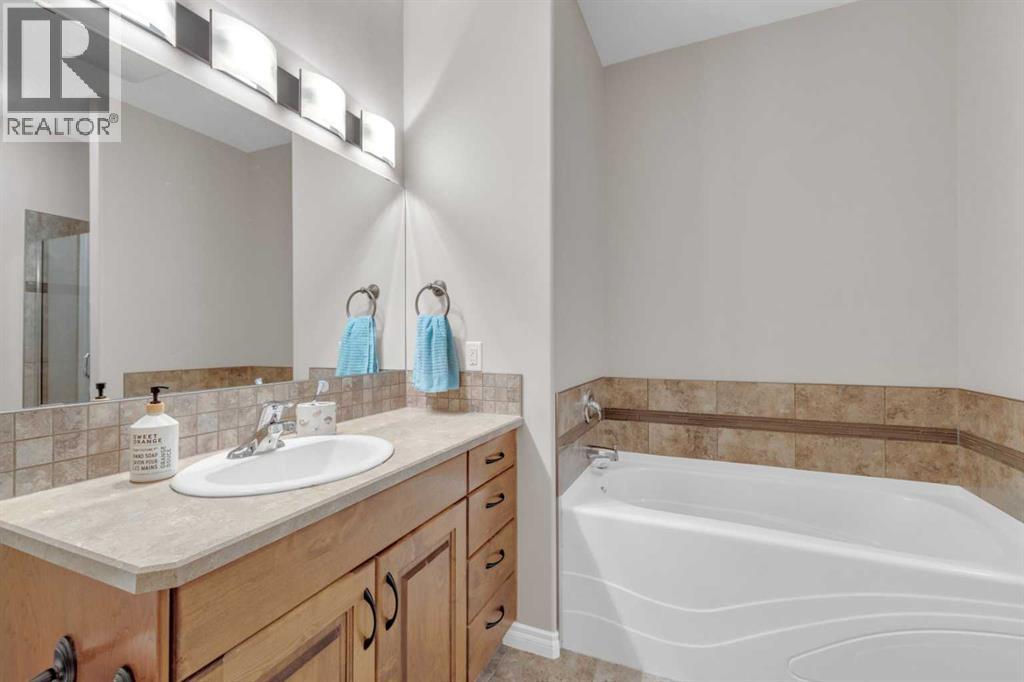 29 Emily Crescent, Lacombe