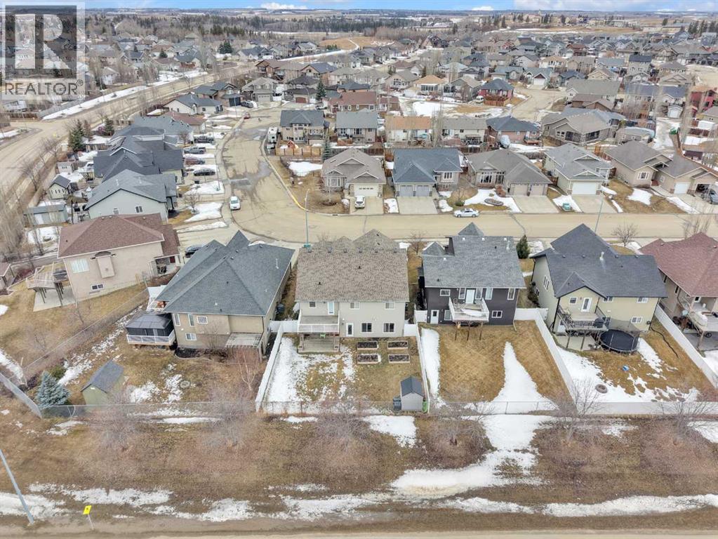 29 Emily Crescent, Lacombe