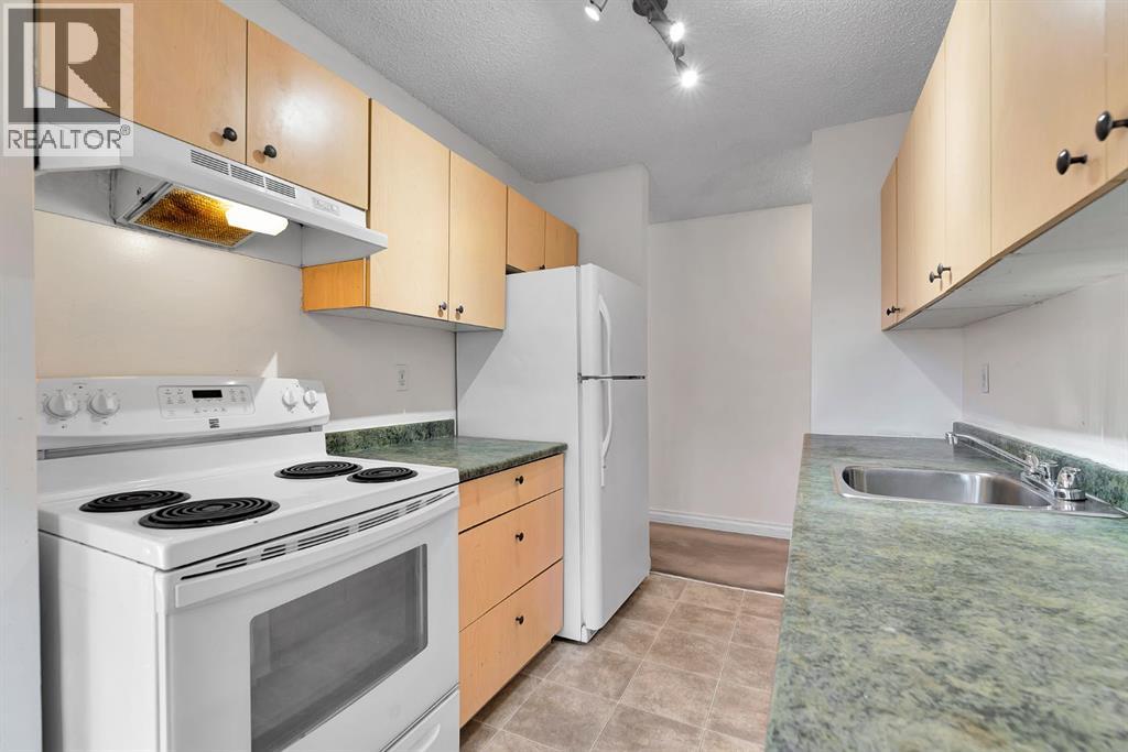 Single Family House for Sale in   Elbow Drive SW Canyon Meadows Calgary 