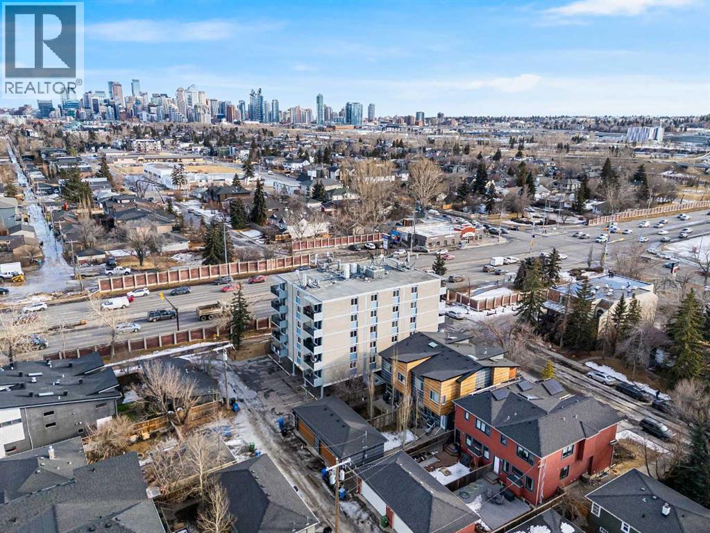 Single Family House for Sale in    Avenue NW West Hillhurst Calgary 