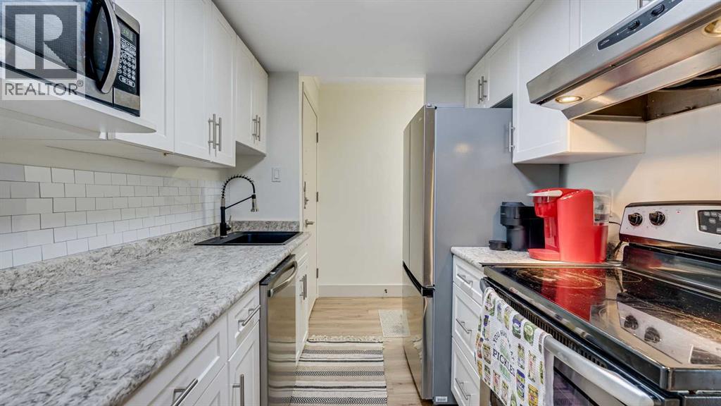 Single Family House for Sale in    Avenue NW West Hillhurst Calgary 