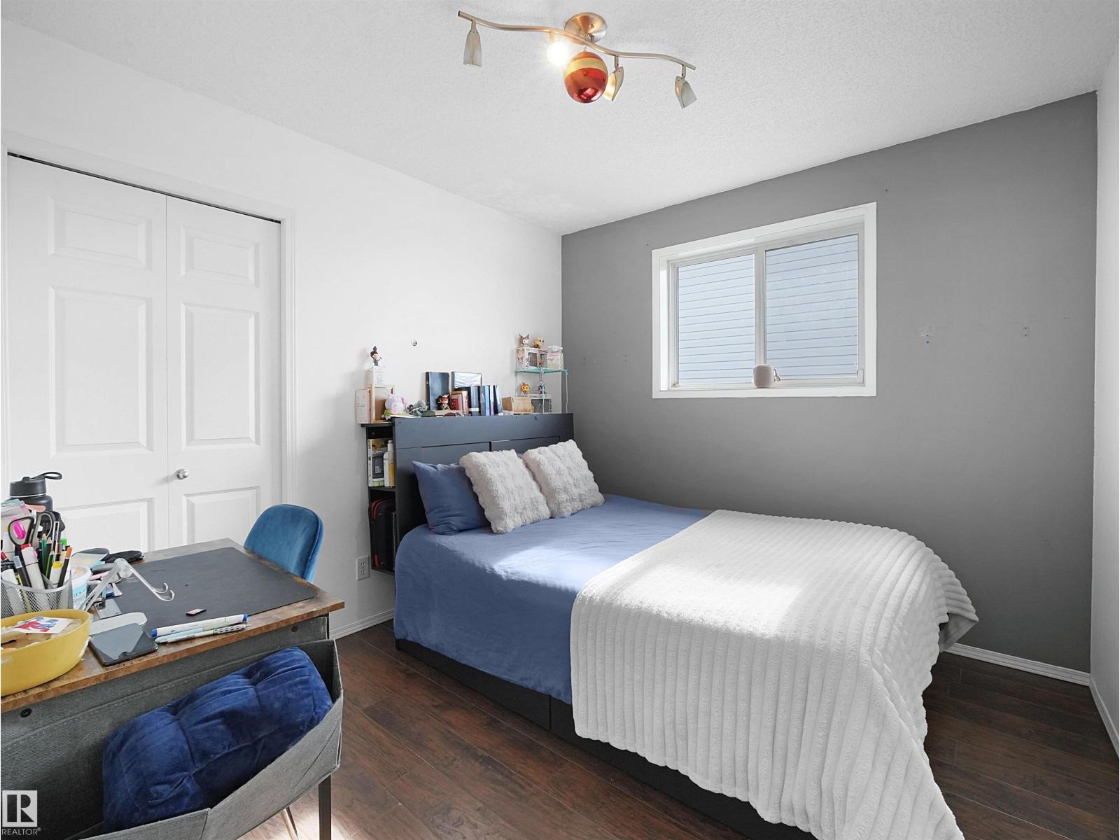 Single Family House for Sale in   ST NW Edmonton 