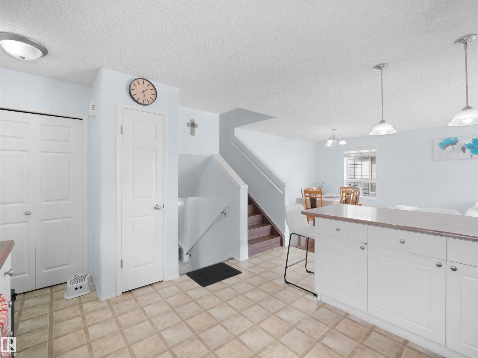 Single Family House for Sale in   ST NW Edmonton 