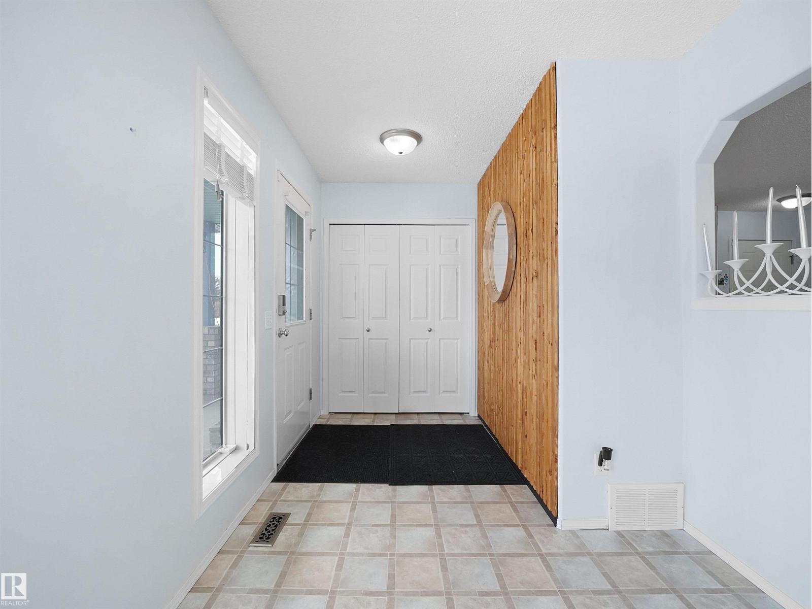 Single Family House for Sale in   ST NW Edmonton 