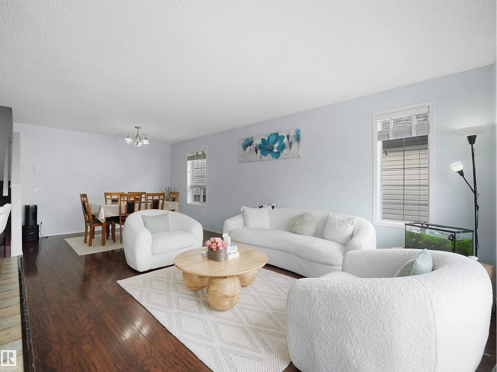 Single Family House for Sale in   ST NW Edmonton 