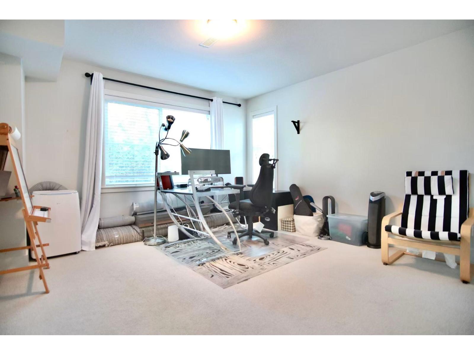 16 8217 204B STREET, Langley