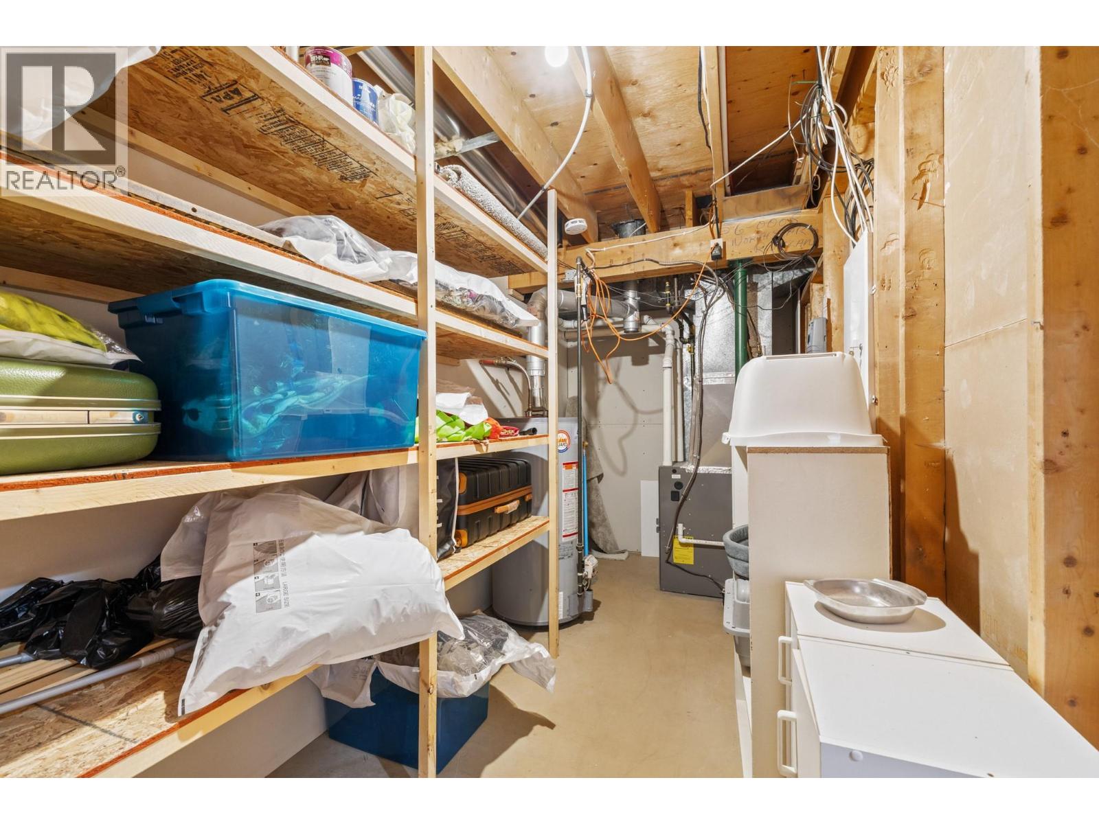  870 Dougall Road South, Kelowna