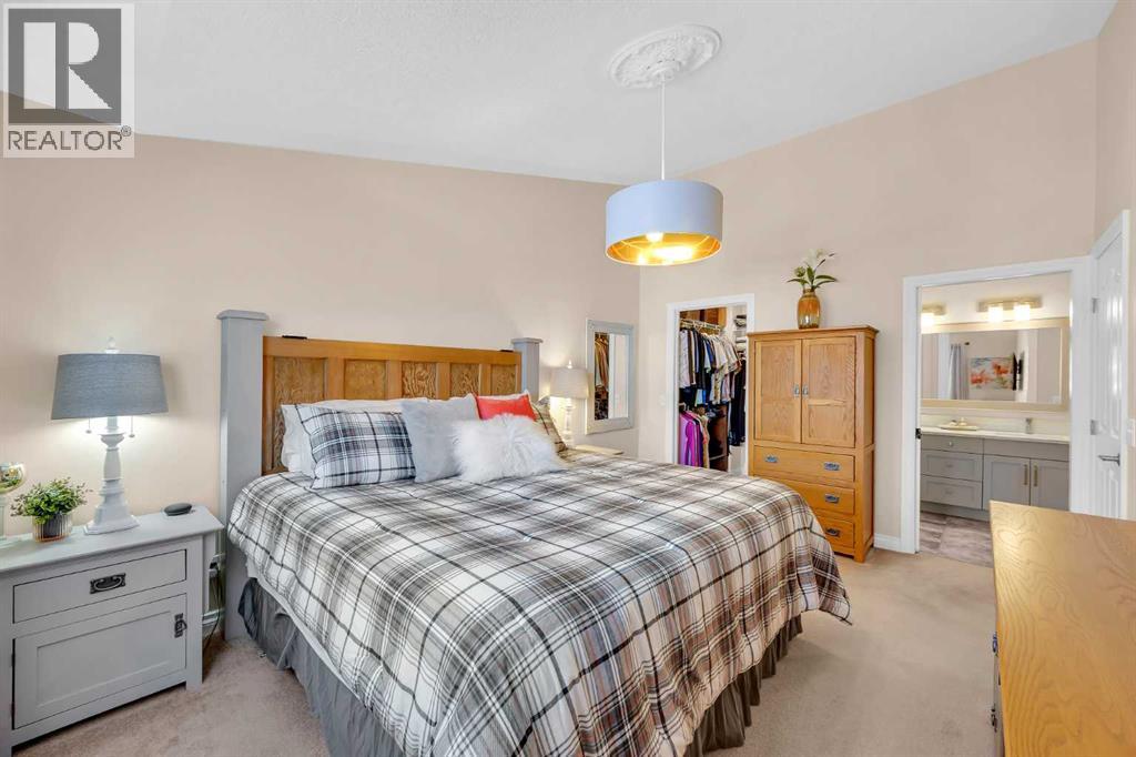 Single Family House for Sale in  Mt Douglas Villas SE McKenzie Lake Calgary 