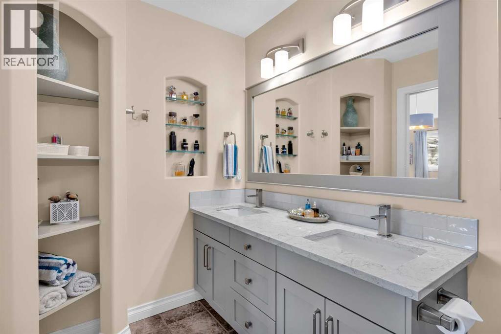 Single Family House for Sale in  Mt Douglas Villas SE McKenzie Lake Calgary 