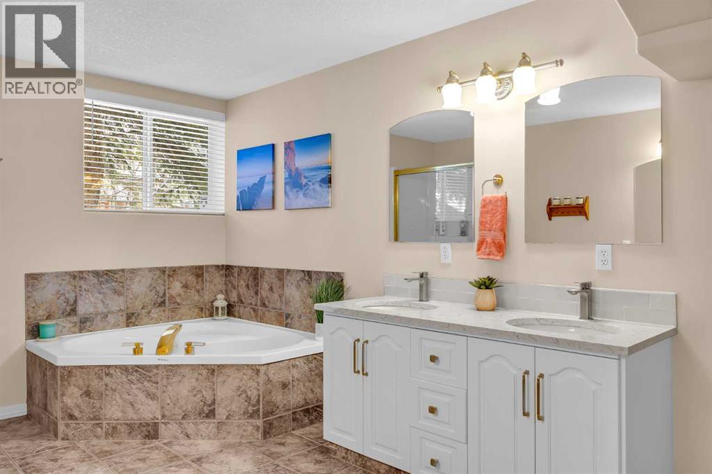 Single Family House for Sale in  Mt Douglas Villas SE McKenzie Lake Calgary 