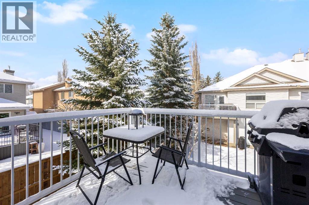 Single Family House for Sale in  Mt Douglas Villas SE McKenzie Lake Calgary 