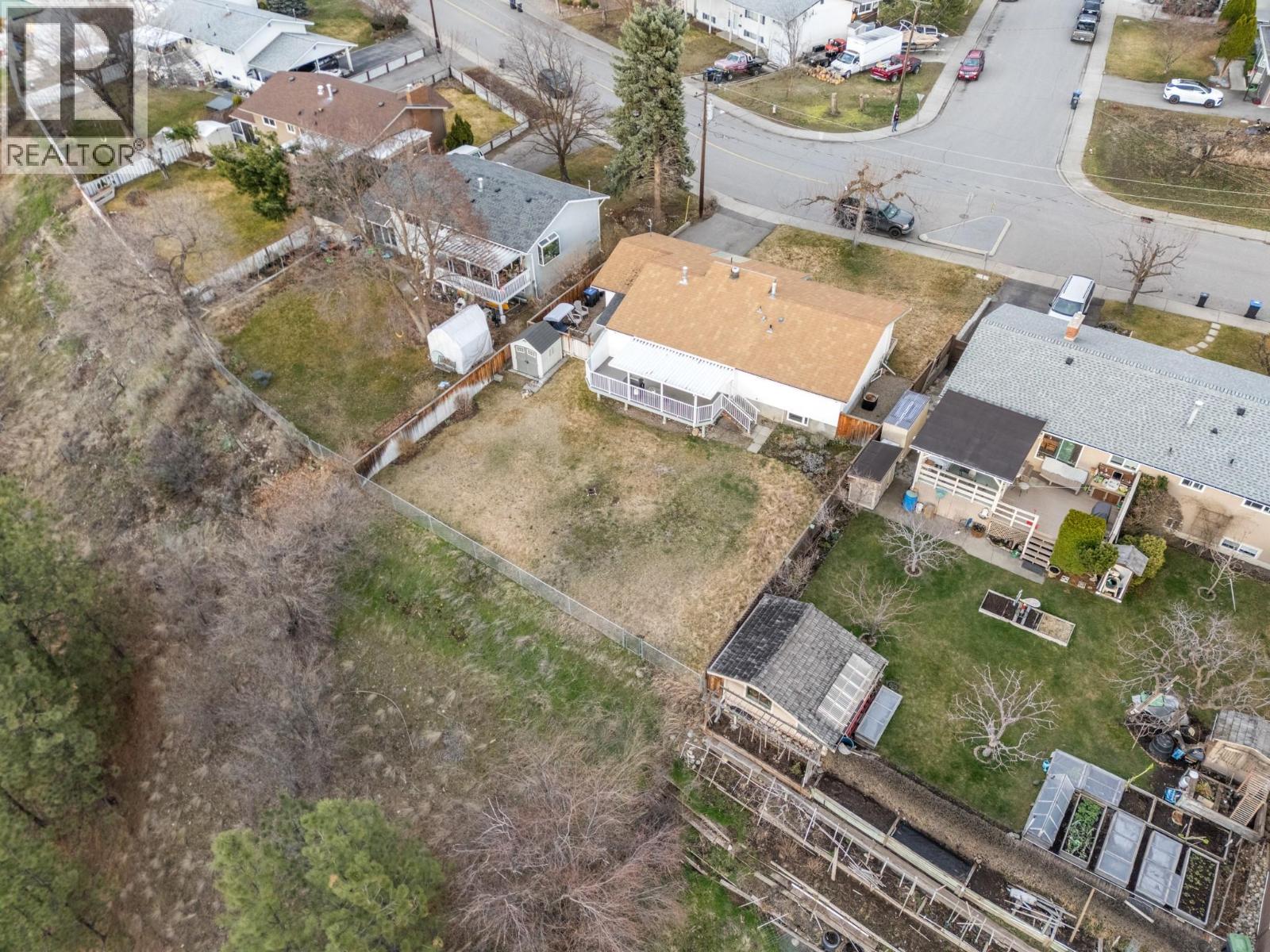  870 Dougall Road South, Kelowna