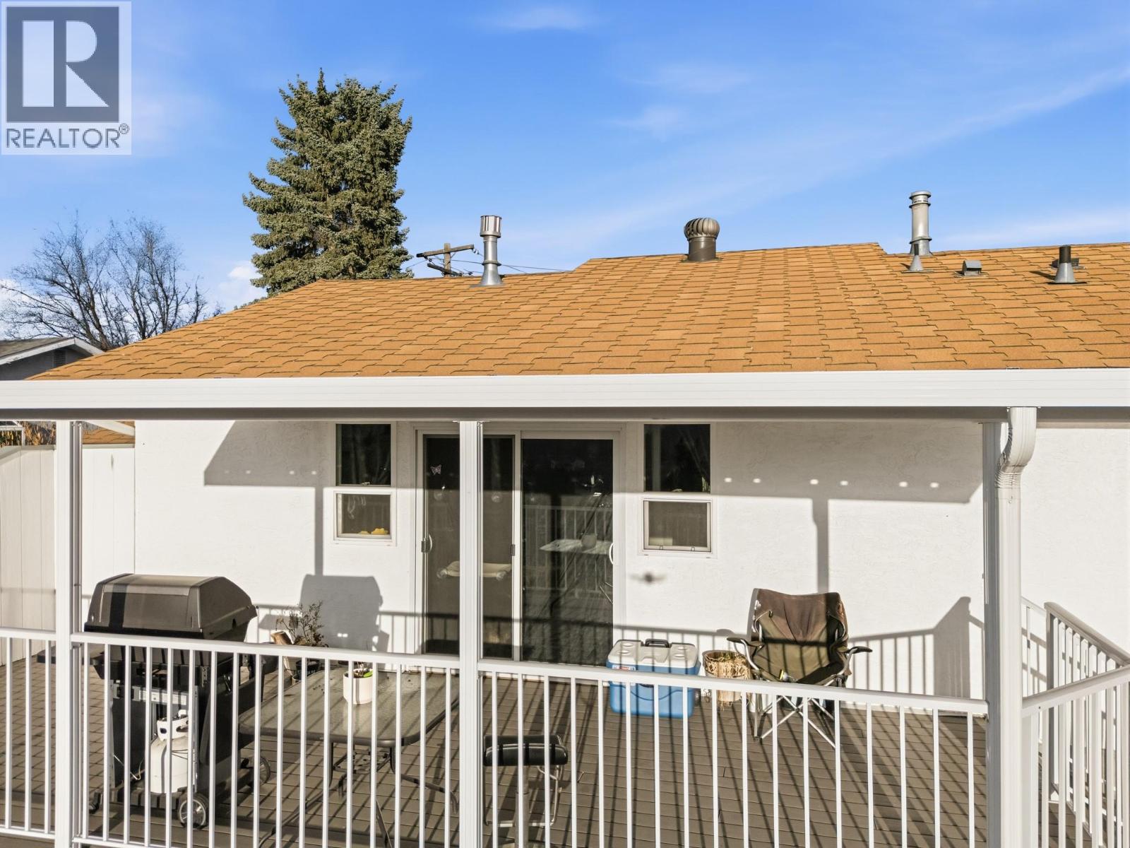  870 Dougall Road South, Kelowna