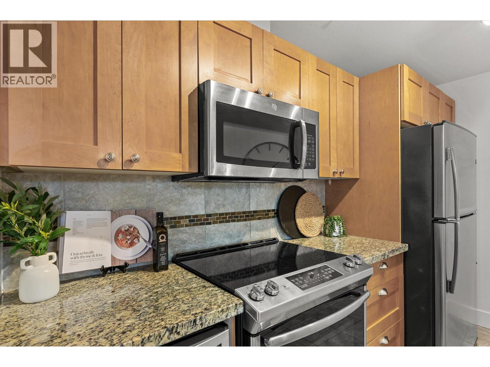 4205 Gellatly Road Unit# 305, West Kelowna