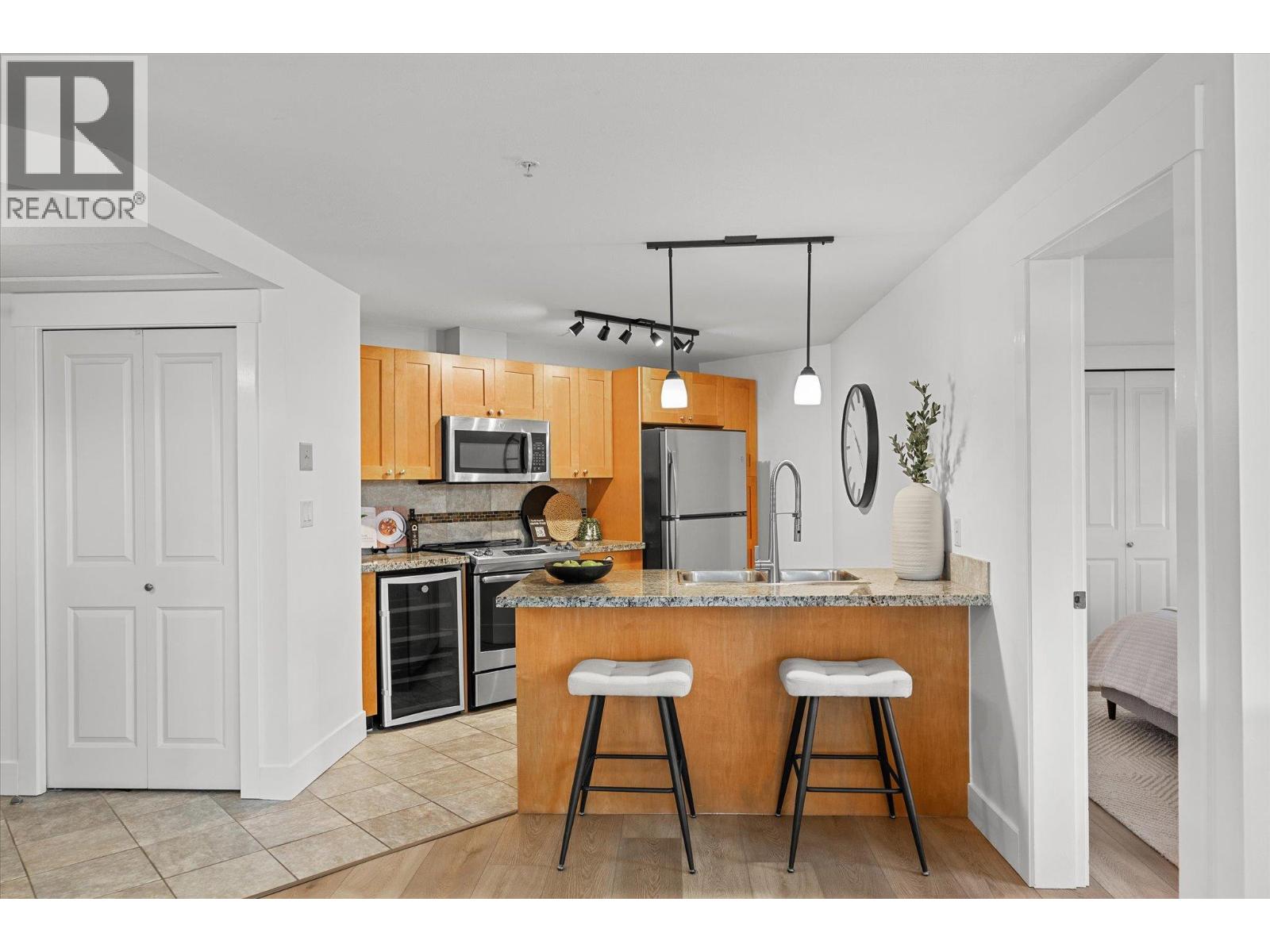 4205 Gellatly Road Unit# 305, West Kelowna