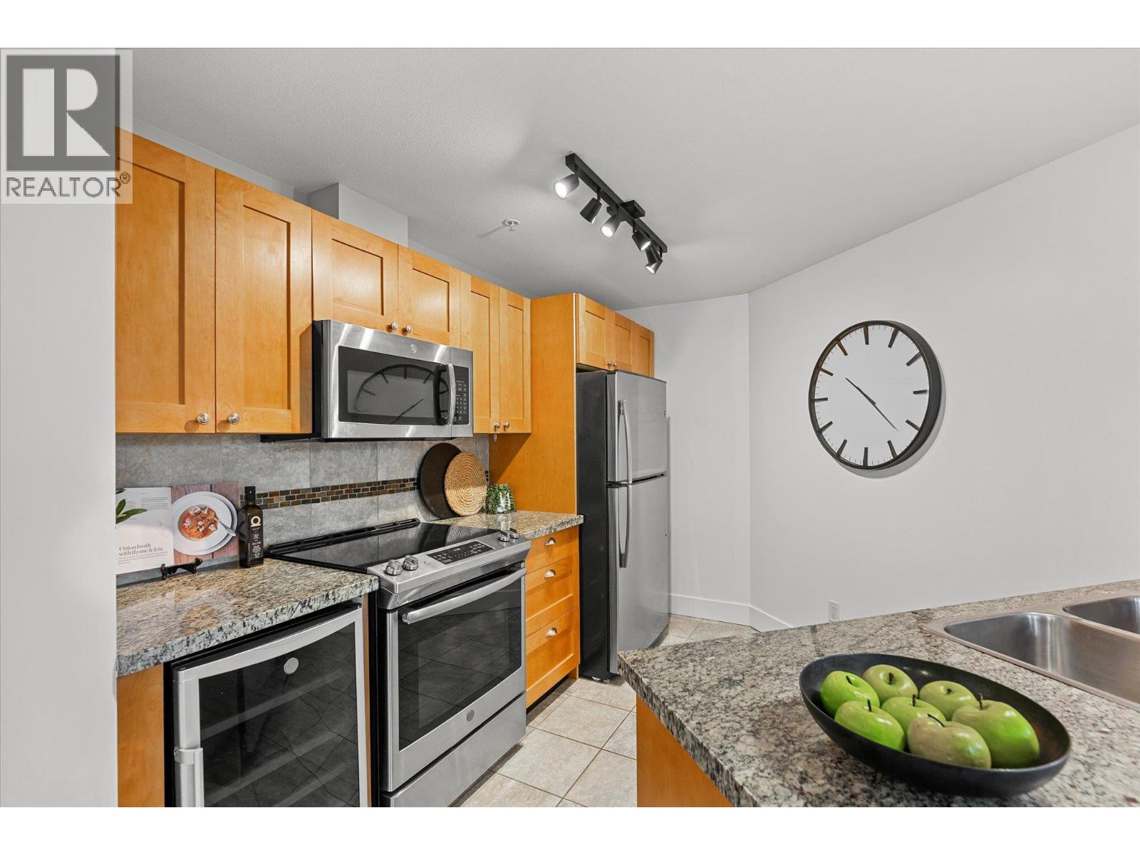 4205 Gellatly Road Unit# 305, West Kelowna