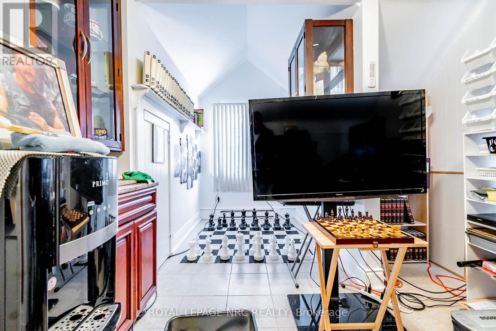upper apartment