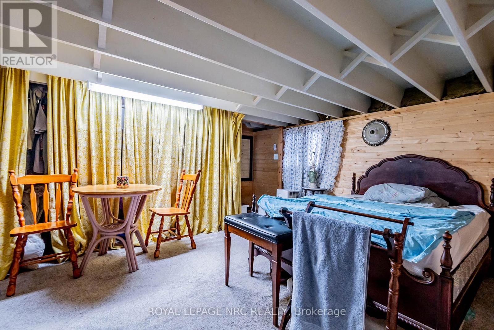 lower apartment