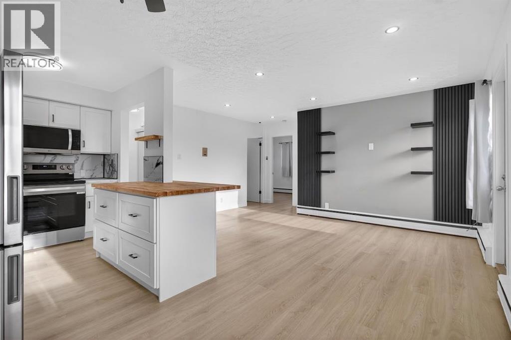 Single Family House for Sale in    Avenue NW Banff Trail Calgary 