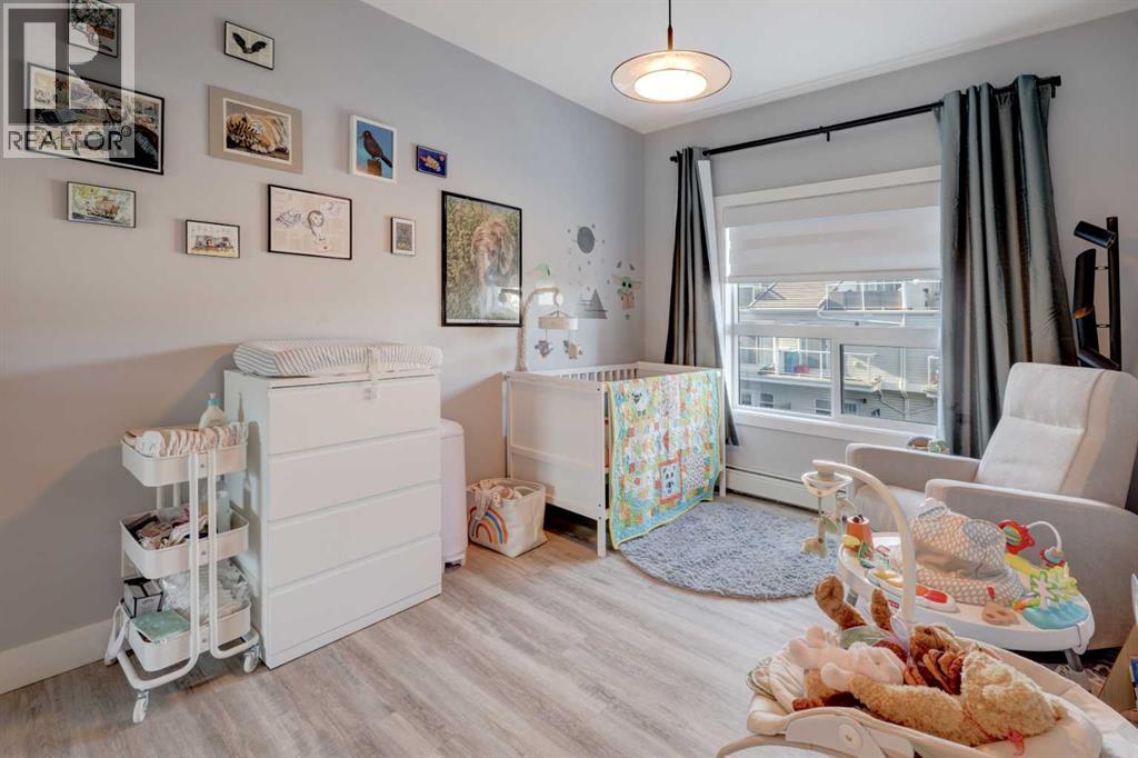 Single Family House Multi-level for Sale in    Avenue SW Bankview Calgary 