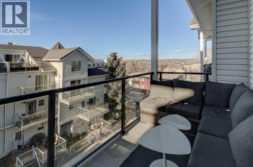 Single Family House Multi-level for Sale in    Avenue SW Bankview Calgary 