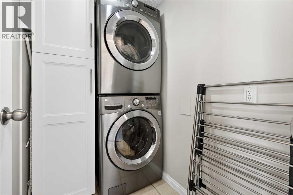 Single Family House for Sale in  Sunmills Place SE Sundance Calgary 