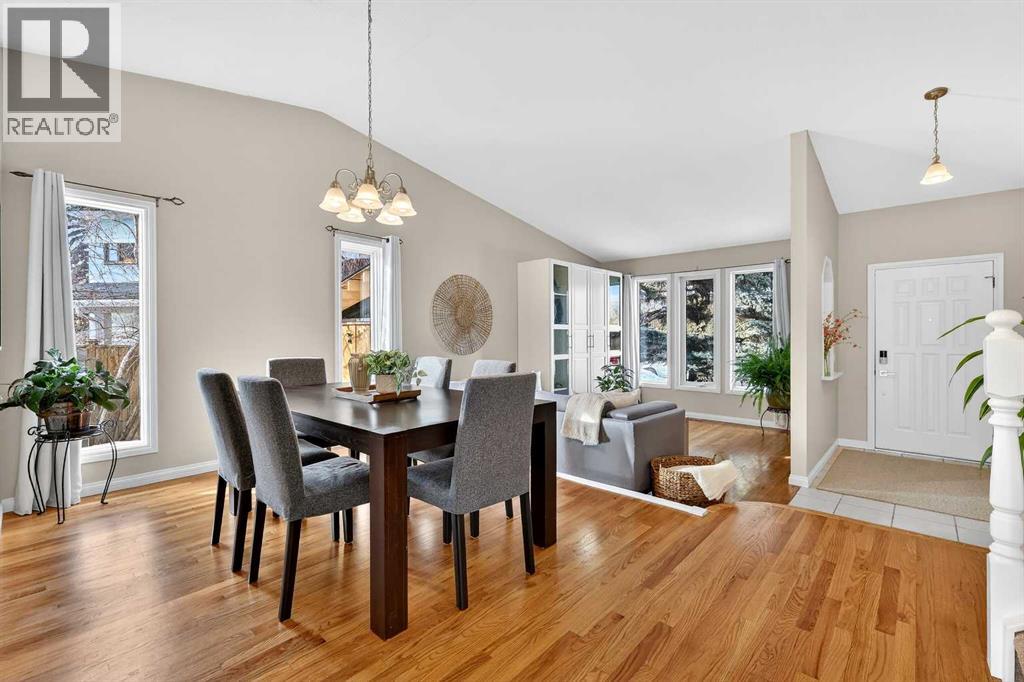 Single Family House for Sale in  Sunmills Place SE Sundance Calgary 