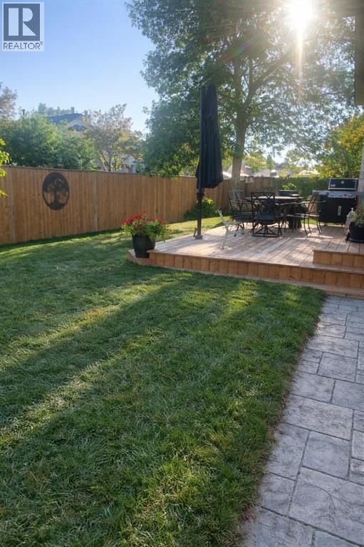 Single Family House for Sale in  Sunmills Place SE Sundance Calgary 