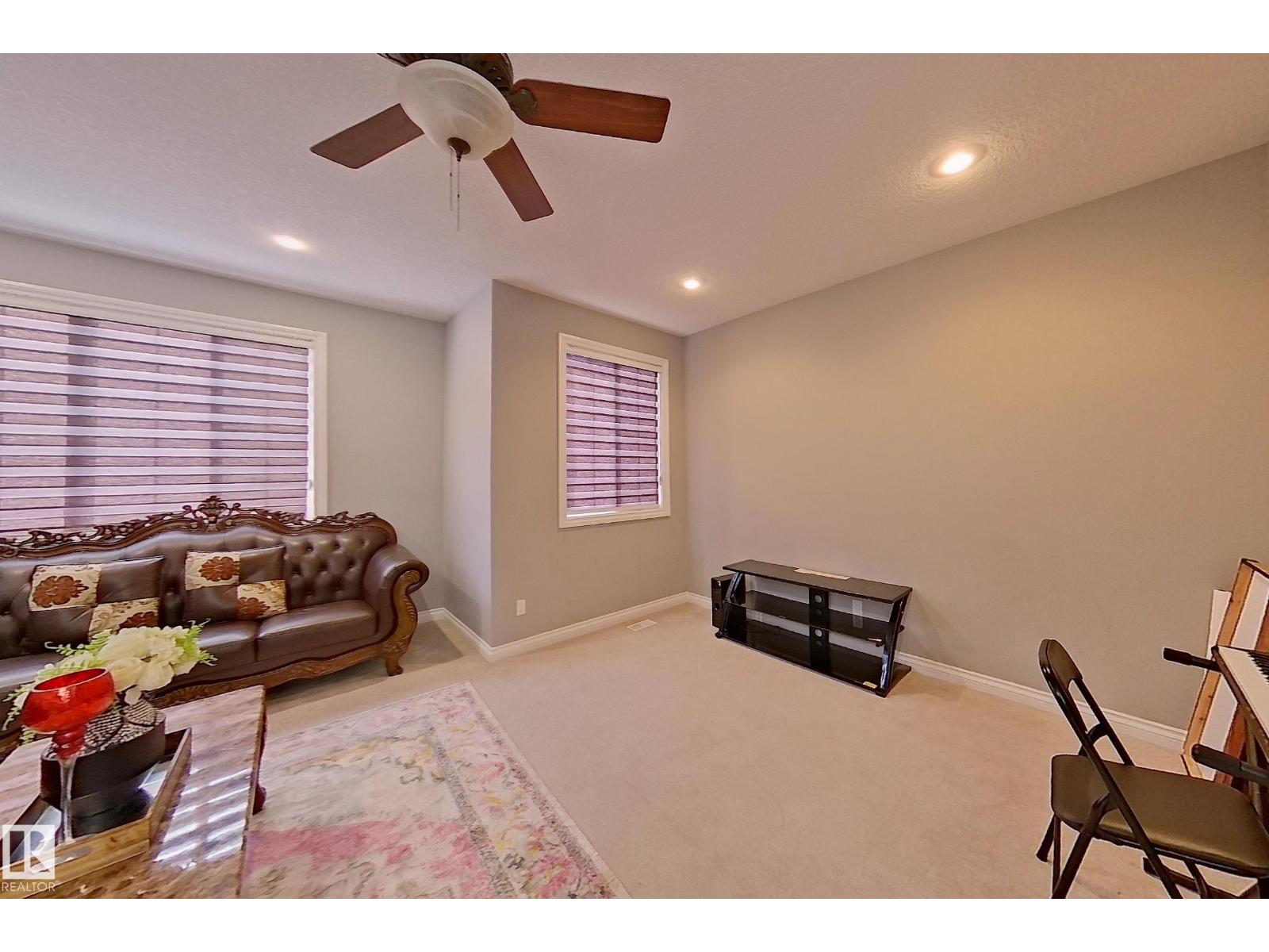 
          1743 60 ST SW SW
            <br/>
            <span>Edmonton</span>
            , 
            <span>AB</span>
             <span>T6X0W4</span>
         - Photo 9